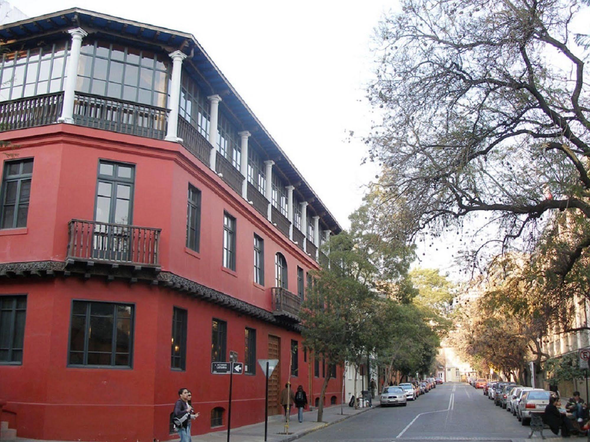 Hotel Quito Santiago Exterior photo